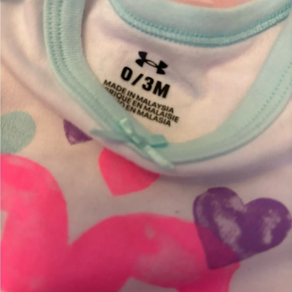 Under Armour Baby Onesie with Heart Design - Picture 2 of 2
